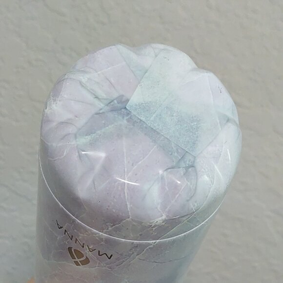 MANNA White Vogue 17 oz Stainless Steel Water Bottle - Picture 7 of 12